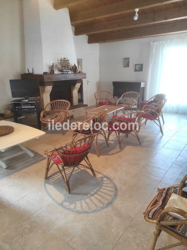 Photo 12: An accomodation located in Les Portes-en-R&eacute; on ile de R&eacute;.