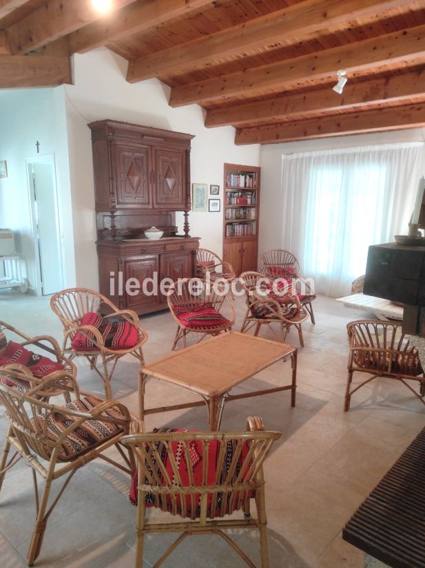 Photo 14: An accomodation located in Les Portes-en-R&eacute; on ile de R&eacute;.