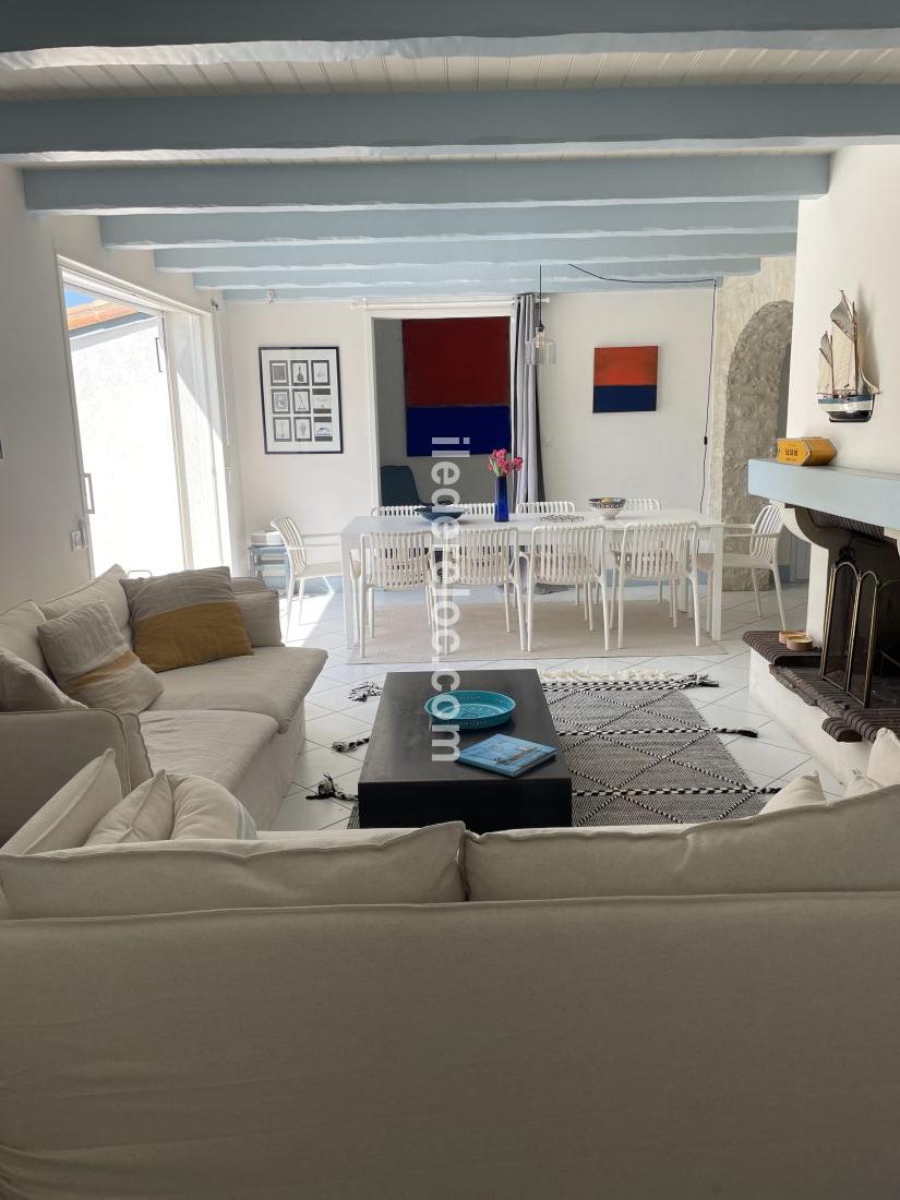 Photo 23: An accomodation located in Saint-Martin-de-Ré on ile de Ré.