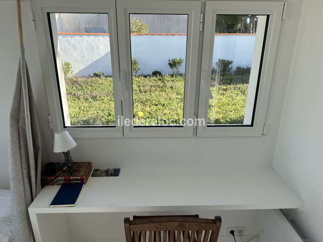 Photo 12: An accomodation located in Saint-Martin-de-Ré on ile de Ré.