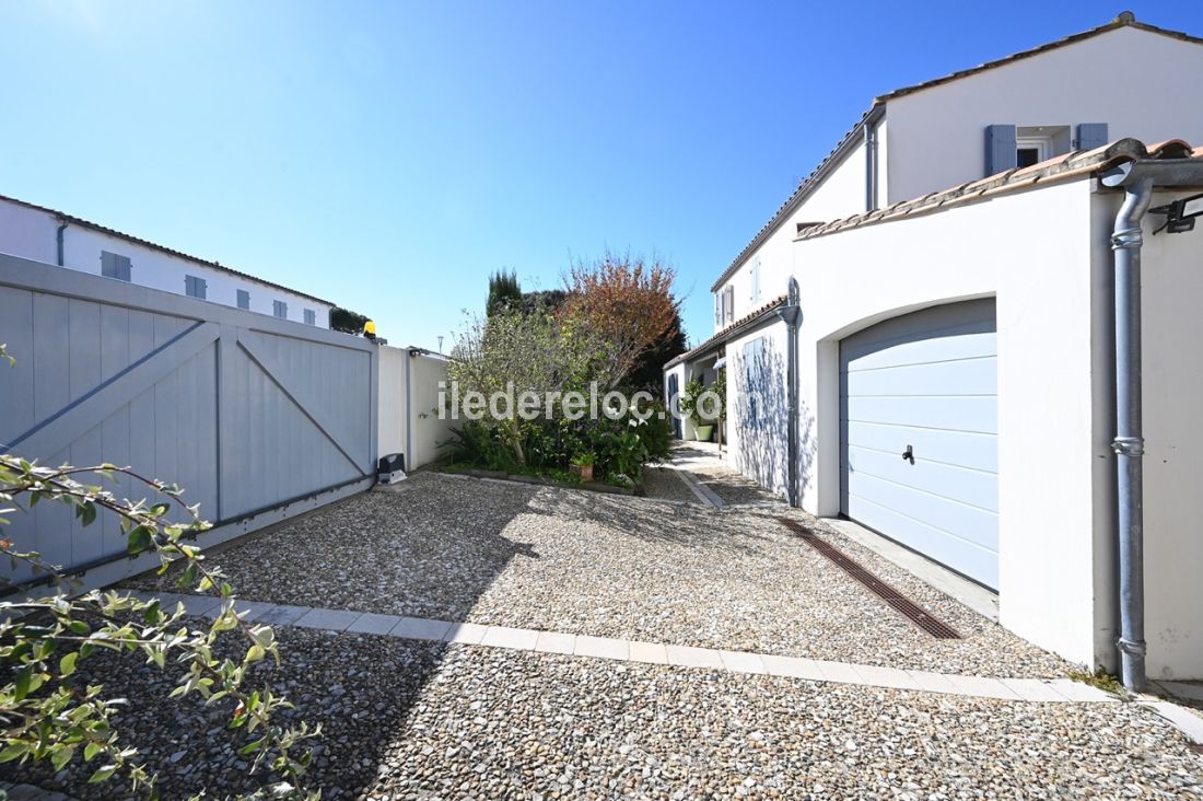 Photo 21: An accomodation located in Saint-Martin-de-Ré on ile de Ré.