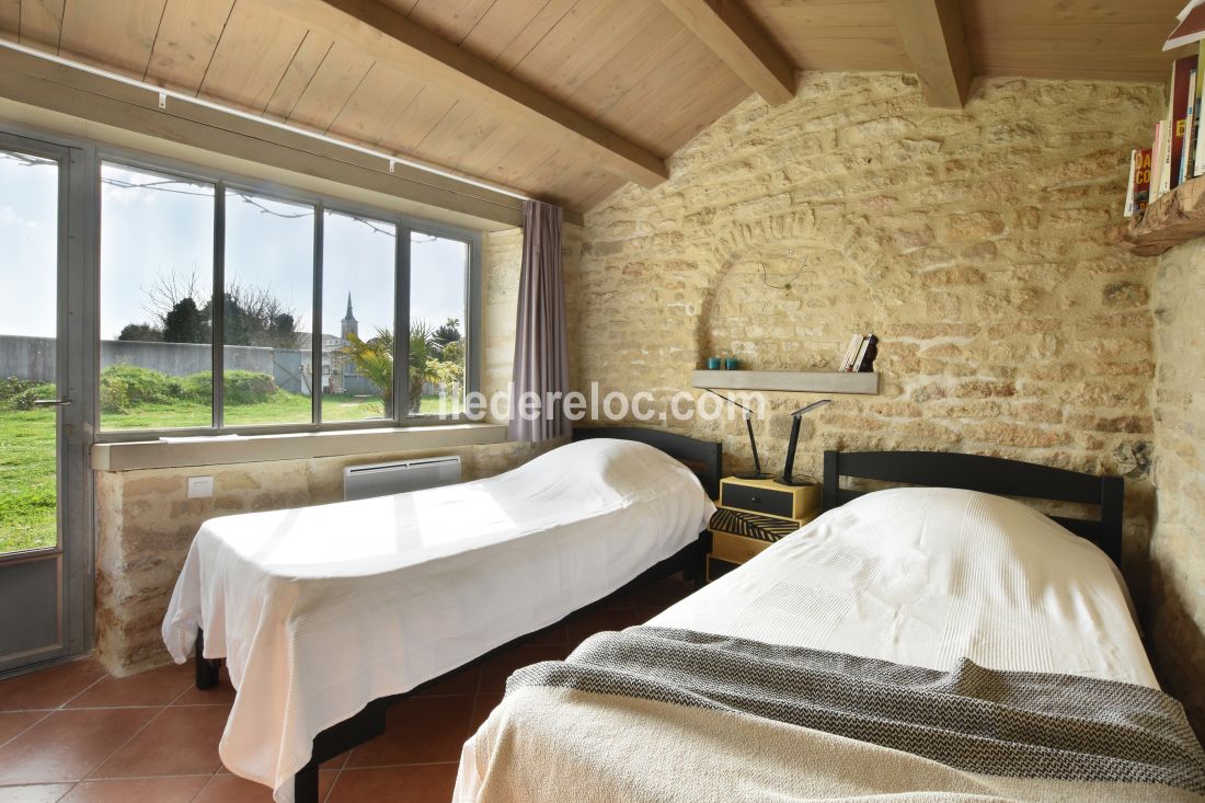 Photo 18: An accomodation located in Saint-Cl&eacute;ment-des-Baleines on ile de R&eacute;.