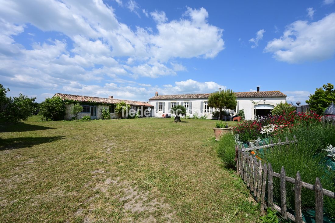 Photo 15: An accomodation located in Saint-Clément-des-Baleines on ile de Ré.