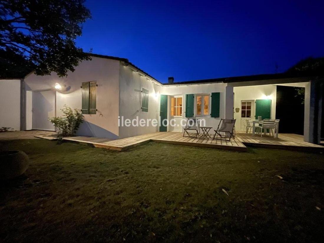 Photo 6: An accomodation located in La Couarde-sur-mer on ile de Ré.