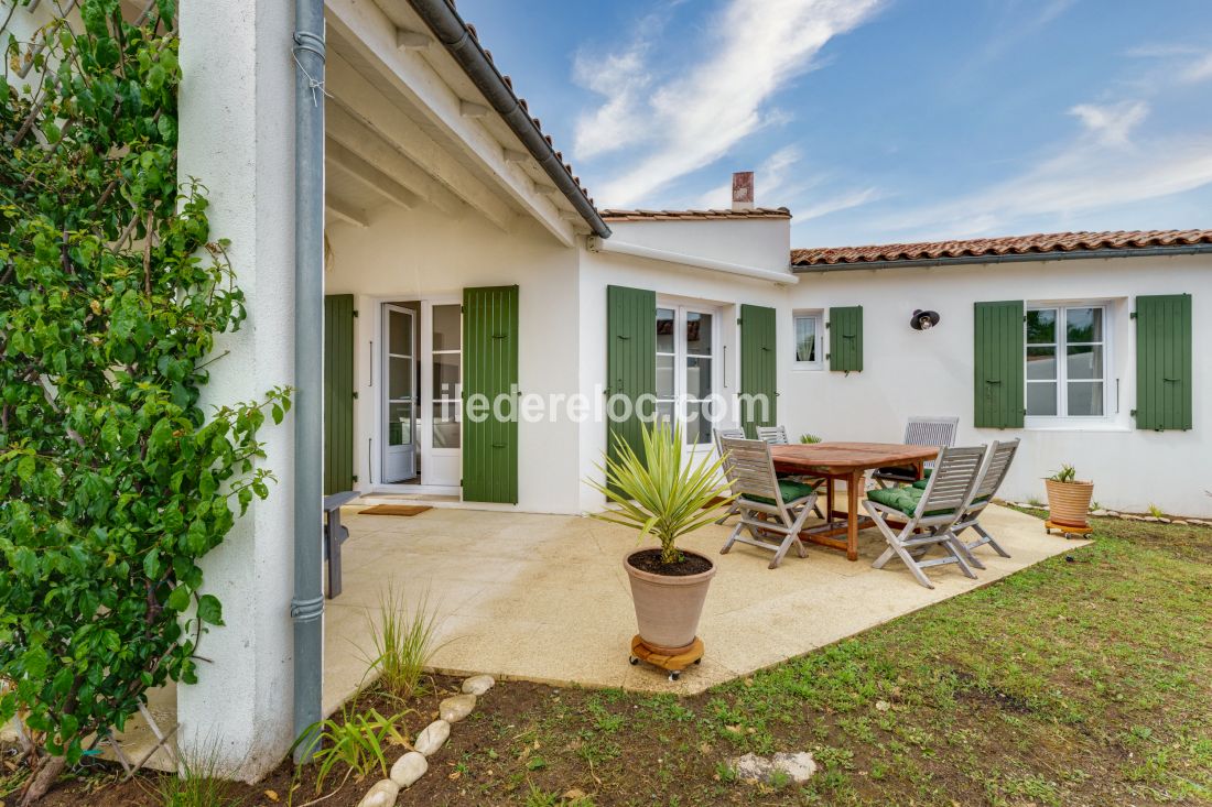 Photo 13: An accomodation located in Le Bois-Plage-en-Ré on ile de Ré.