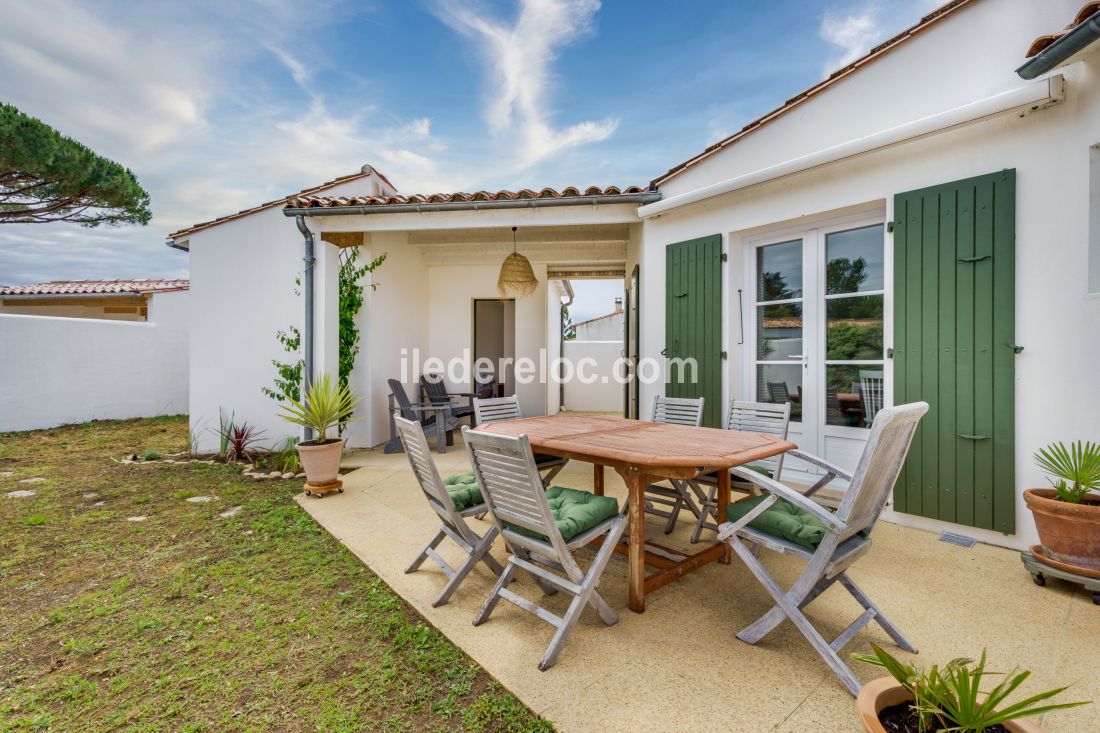 Photo 14: An accomodation located in Le Bois-Plage-en-Ré on ile de Ré.