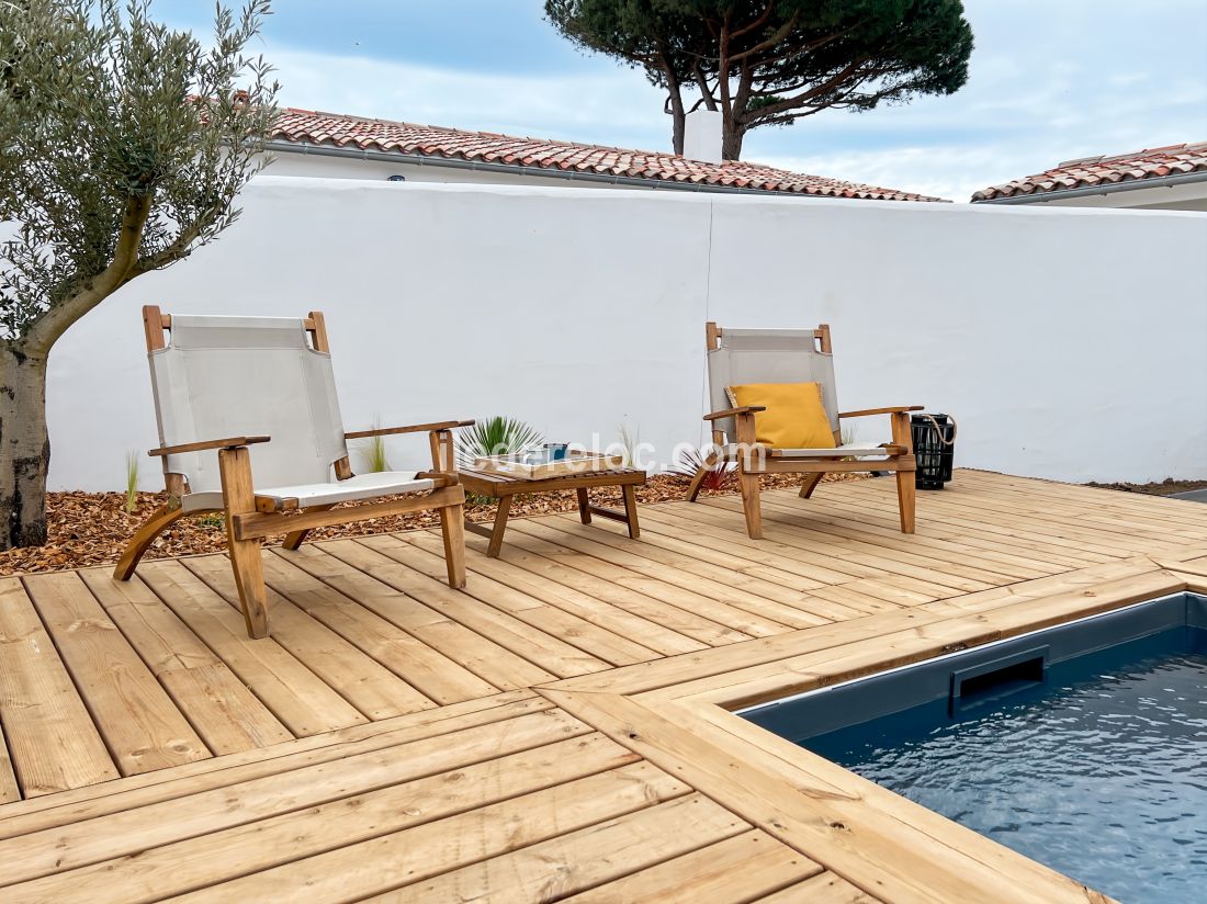 Photo 11: An accomodation located in Le Bois-Plage-en-Ré on ile de Ré.