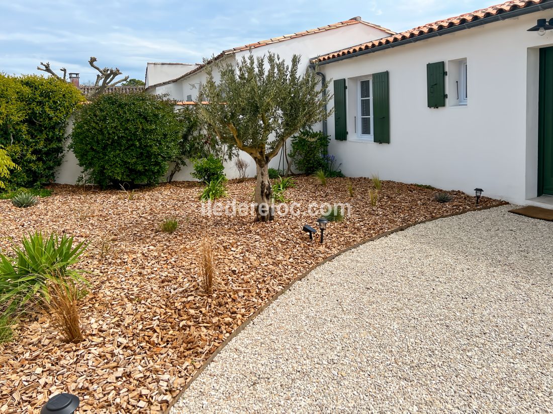 Photo 15: An accomodation located in Le Bois-Plage-en-Ré on ile de Ré.