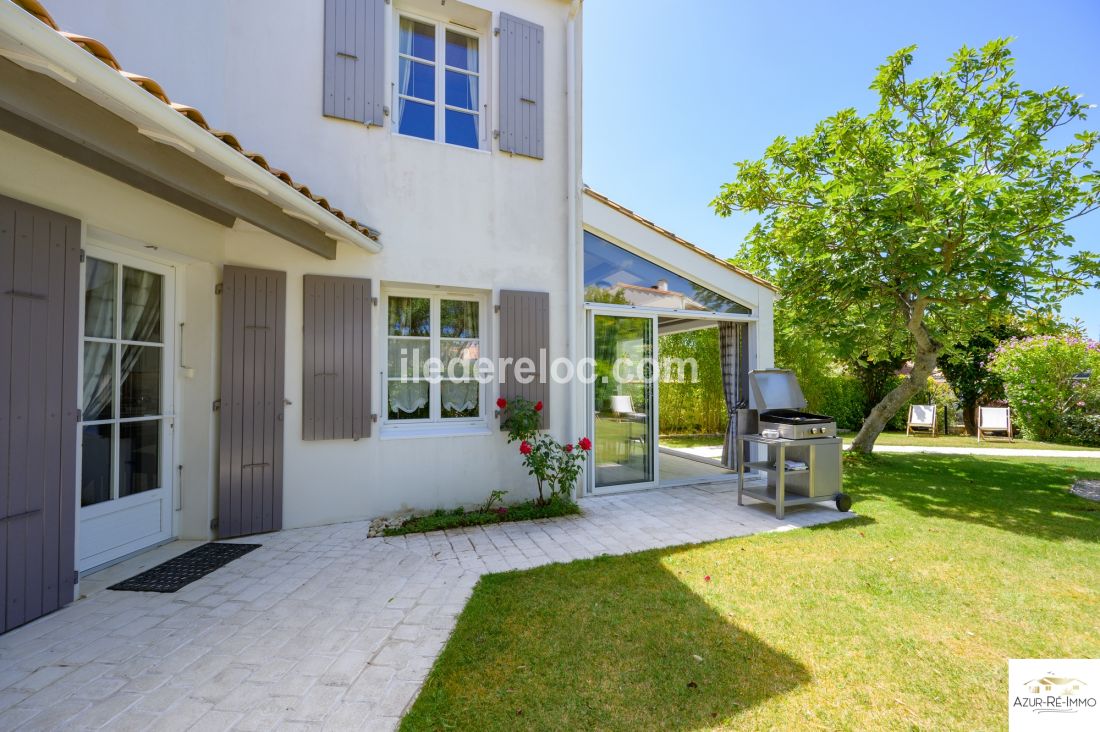 Photo 4: An accomodation located in Le Bois-Plage-en-Ré on ile de Ré.