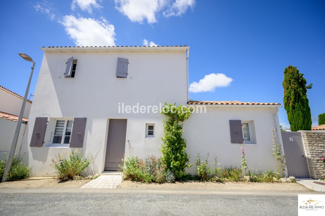 Photo 29: An accomodation located in Le Bois-Plage-en-Ré on ile de Ré.