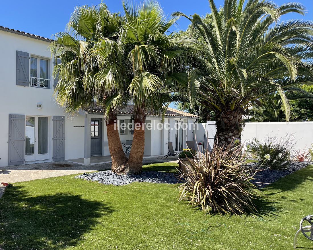 Photo 2: An accomodation located in Saint-Martin-de-Ré on ile de Ré.