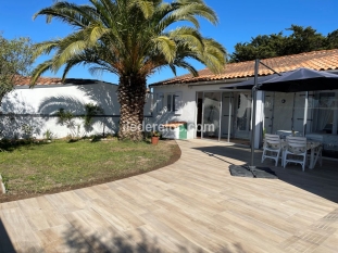 Ile de R&eacute;:The curlew house