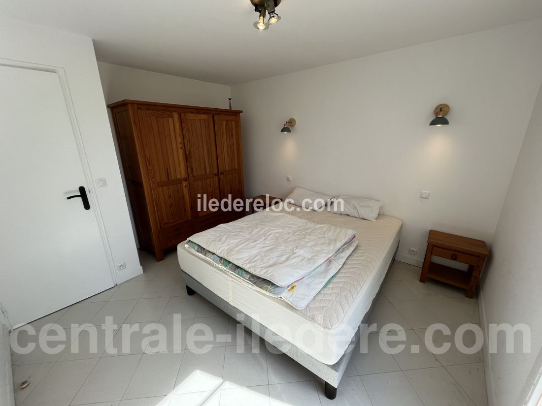 Photo 11: An accomodation located in La Couarde-sur-mer on ile de R&eacute;.