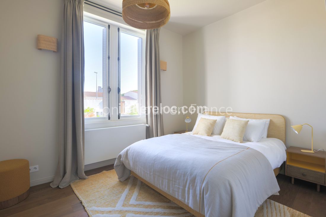 Photo 12: An accomodation located in La Couarde-sur-mer on ile de R&eacute;.