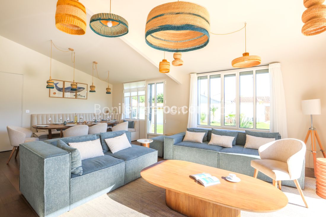 Photo 23: An accomodation located in La Couarde-sur-mer on ile de R&eacute;.