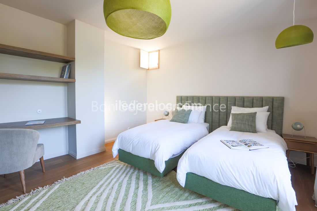 Photo 27: An accomodation located in La Couarde-sur-mer on ile de R&eacute;.