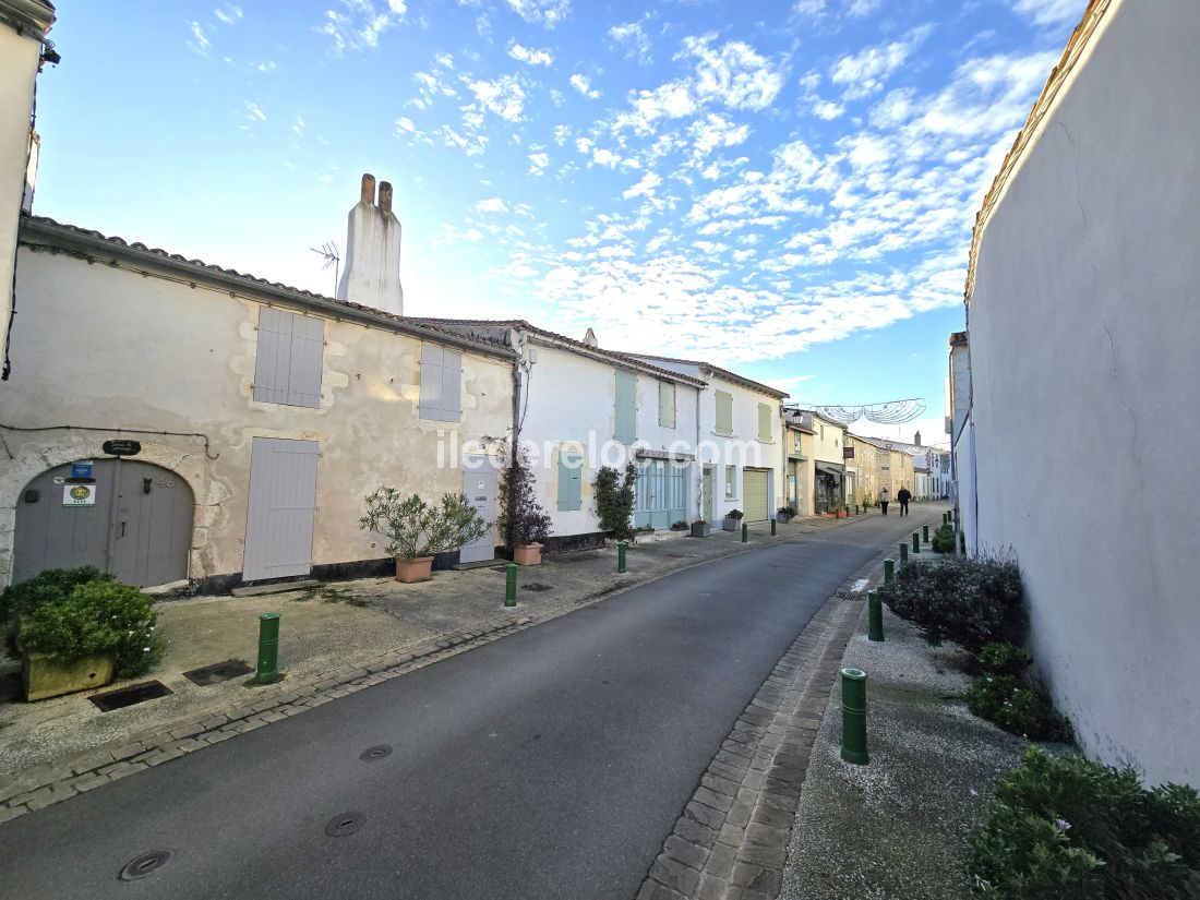 Photo 20: An accomodation located in La Flotte-en-Ré on ile de Ré.