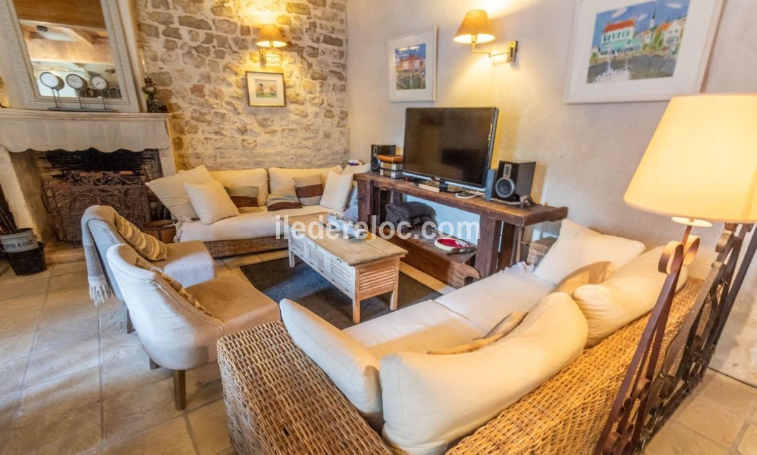 Photo 6: An accomodation located in La Flotte-en-Ré on ile de Ré.
