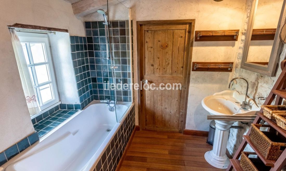 Photo 14: An accomodation located in La Flotte-en-Ré on ile de Ré.