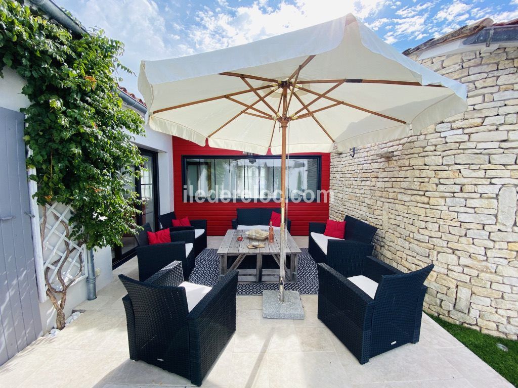 Photo 7: An accomodation located in Le Bois-Plage-en-Ré on ile de Ré.