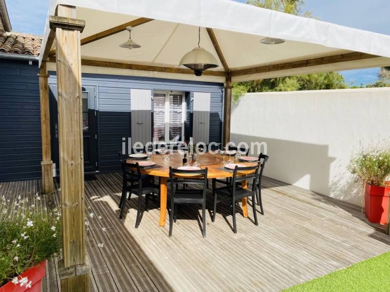 Photo 11: An accomodation located in Le Bois-Plage-en-Ré on ile de Ré.