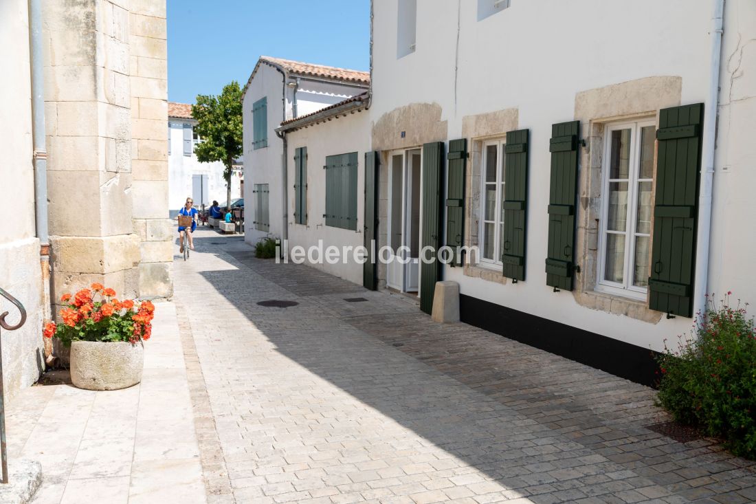 Photo 46: An accomodation located in La Couarde-sur-mer on ile de Ré.