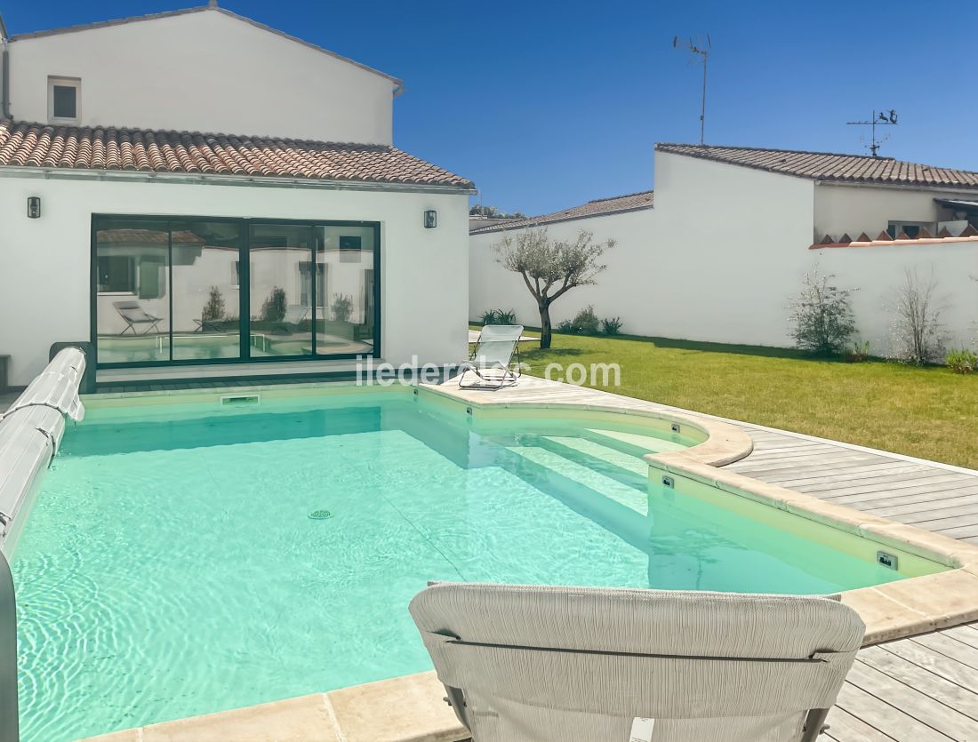 Photo 4: An accomodation located in La Flotte-en-Ré on ile de Ré.