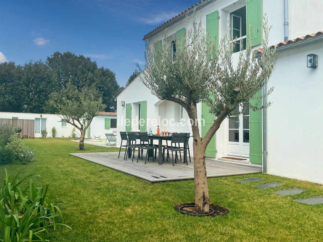 Photo 21: An accomodation located in La Flotte-en-Ré on ile de Ré.