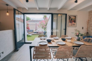 Ile de R&eacute;:Family home - sleeps 8 - village center near the sea