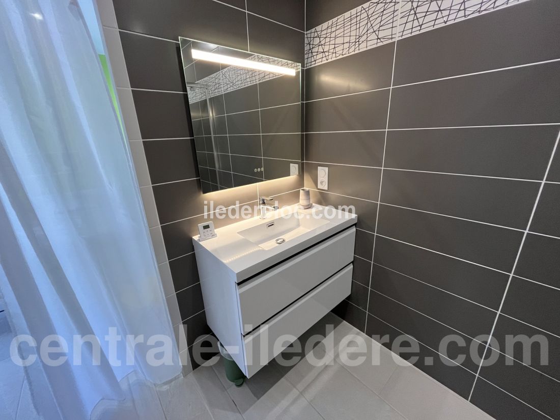 Photo 35: An accomodation located in Rivedoux-Plage on ile de Ré.