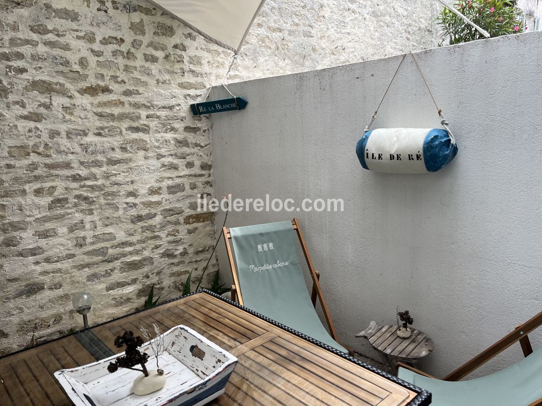 Photo 26: An accomodation located in Saint-Martin-de-R&eacute; on ile de R&eacute;.