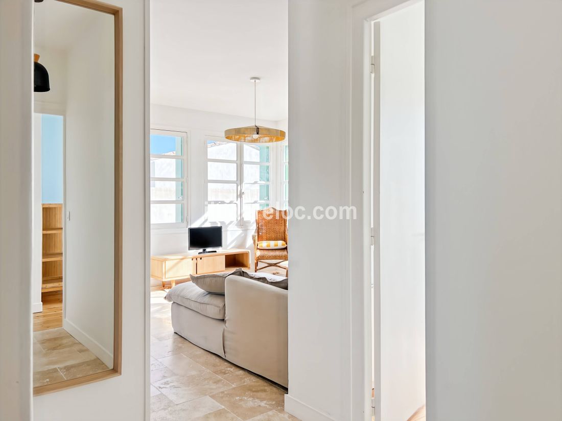 Photo 6: An accomodation located in La Couarde-sur-mer on ile de Ré.