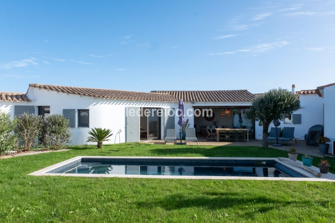 Photo 14: An accomodation located in Le Bois-Plage-en-Ré on ile de Ré.