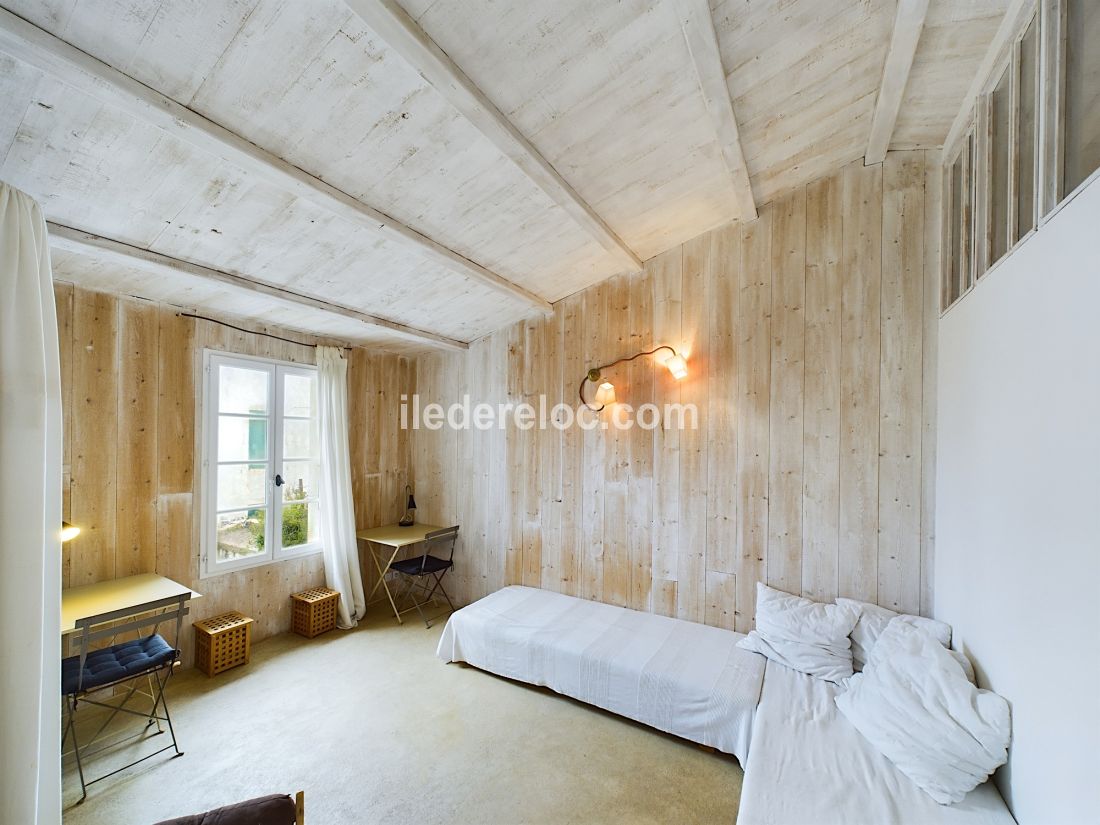 Photo 12: An accomodation located in La Flotte-en-R&eacute; on ile de R&eacute;.