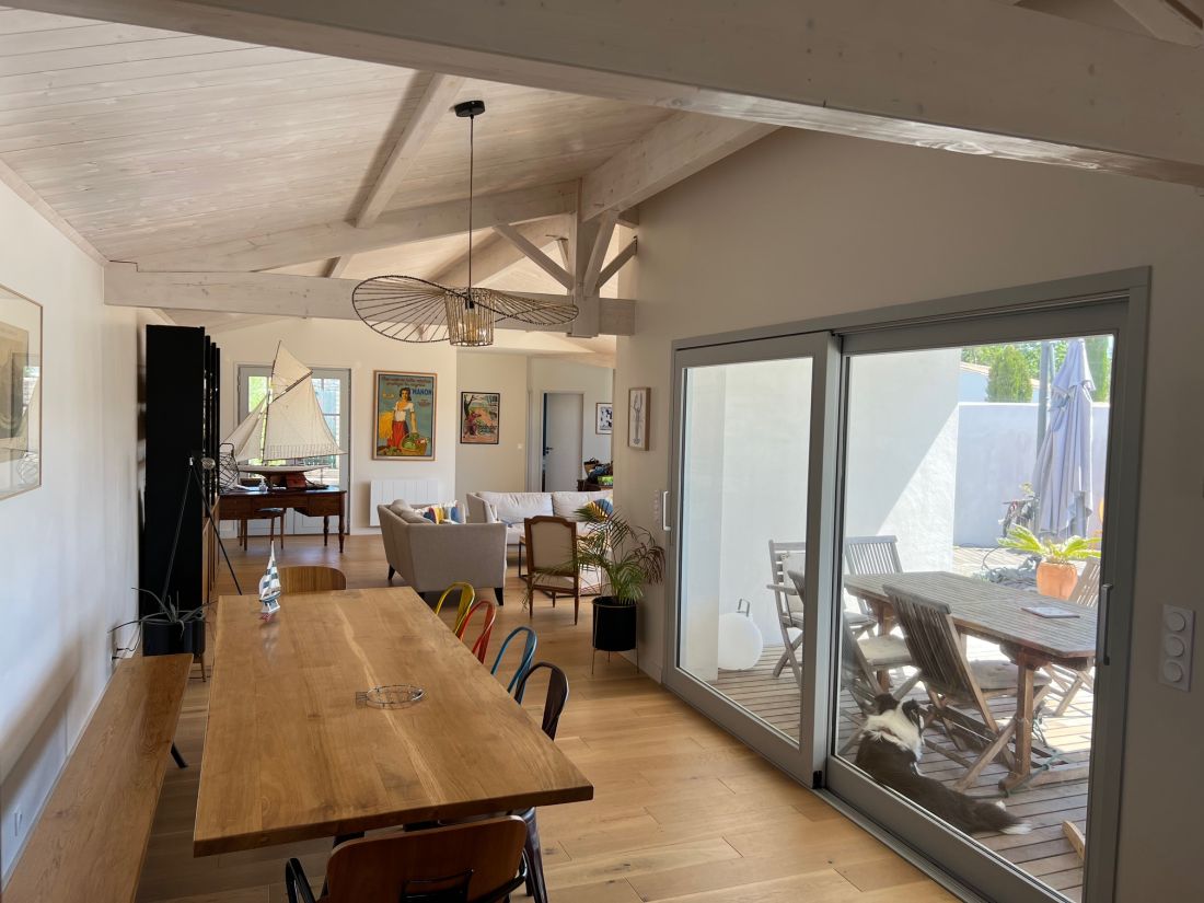 Photo 6: An accomodation located in Sainte-Marie-de-Ré on ile de Ré.