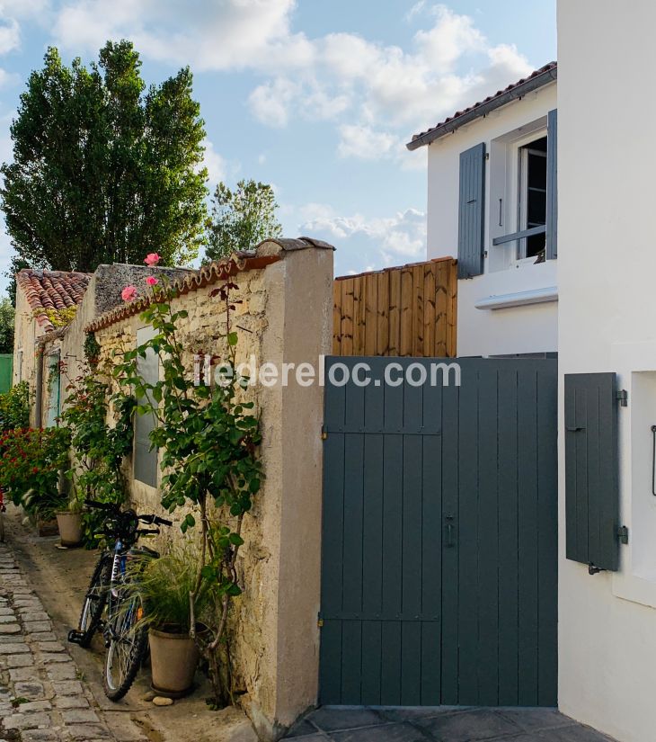 Photo 2: An accomodation located in Ars en Ré on ile de Ré.