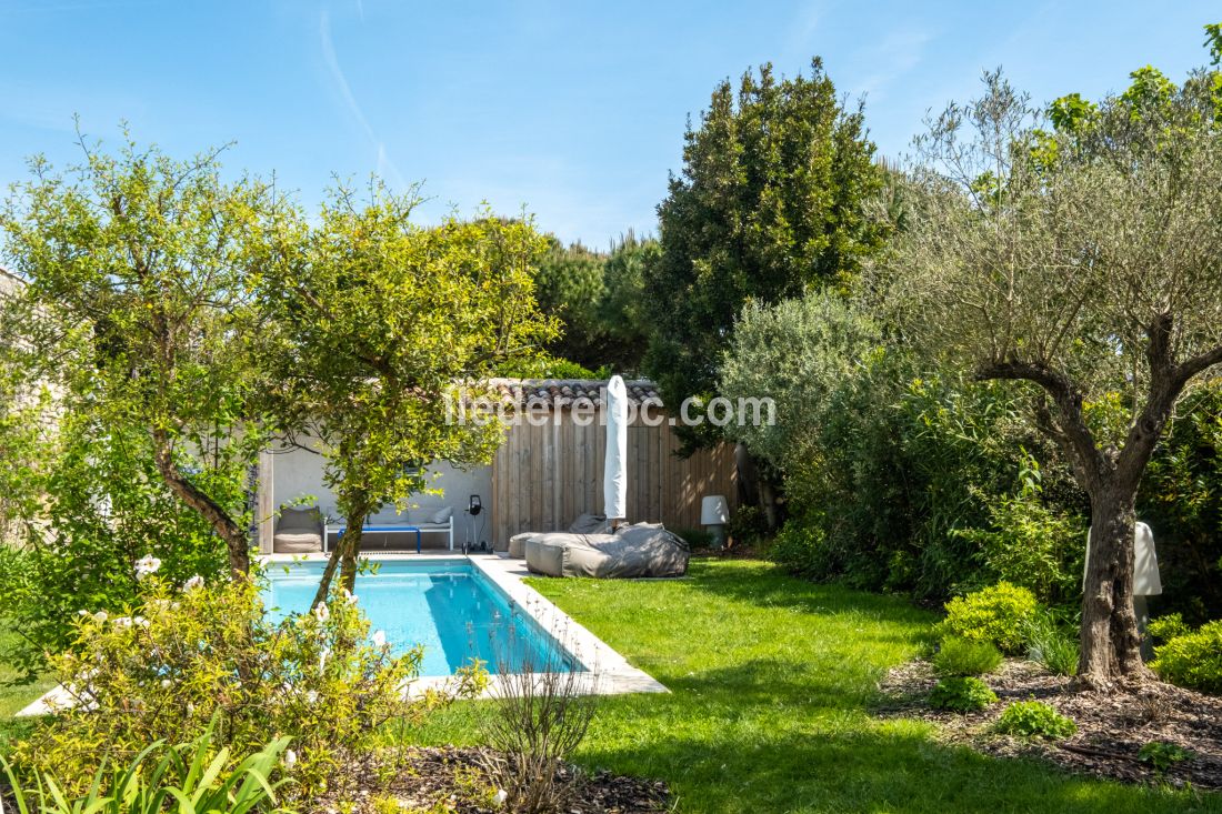 Photo 38: An accomodation located in Ars en Ré on ile de Ré.