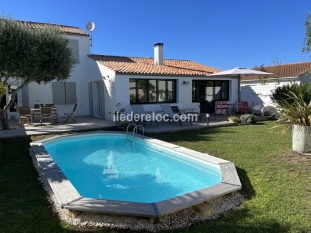 Ile de Ré:Charming house with swimming pool, close to the beach