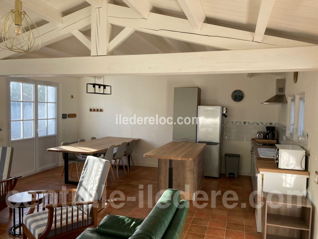 Photo 8: An accomodation located in La Couarde-sur-mer on ile de Ré.