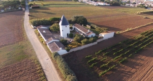Ile de Ré:Exceptional property! the moulin de la boire