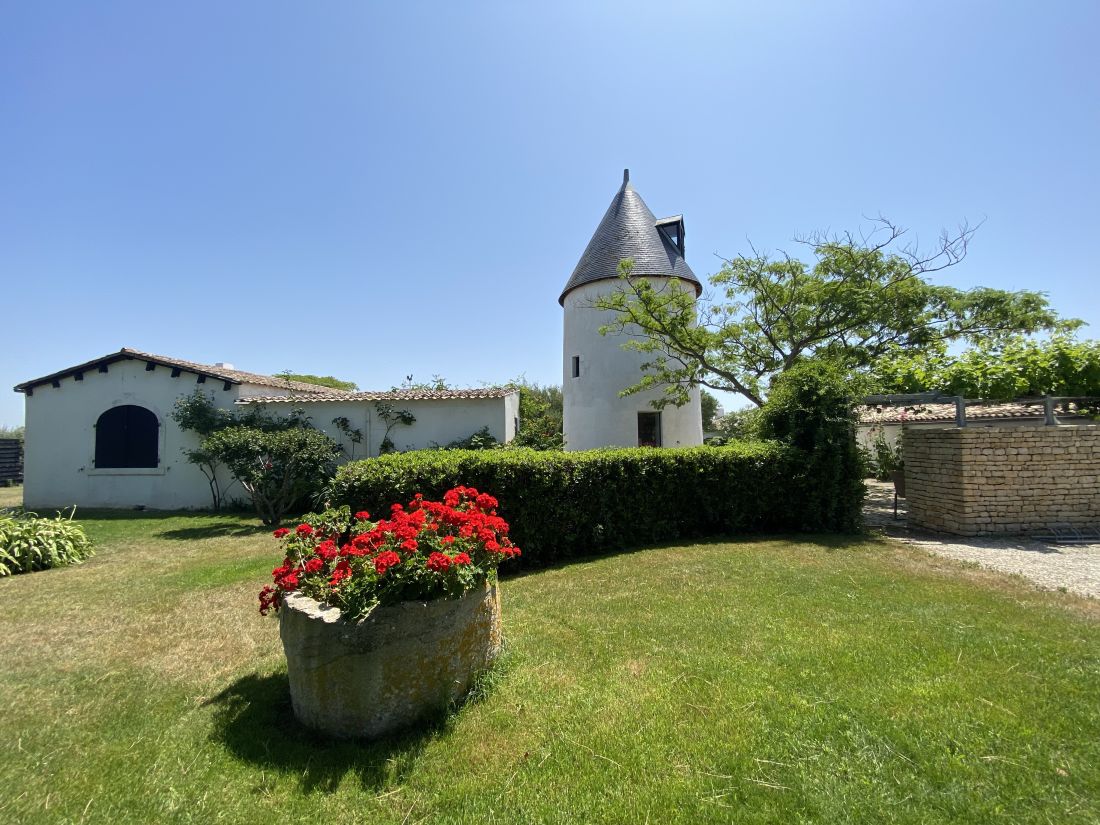 Photo 4: An accomodation located in Ars en Ré on ile de Ré.