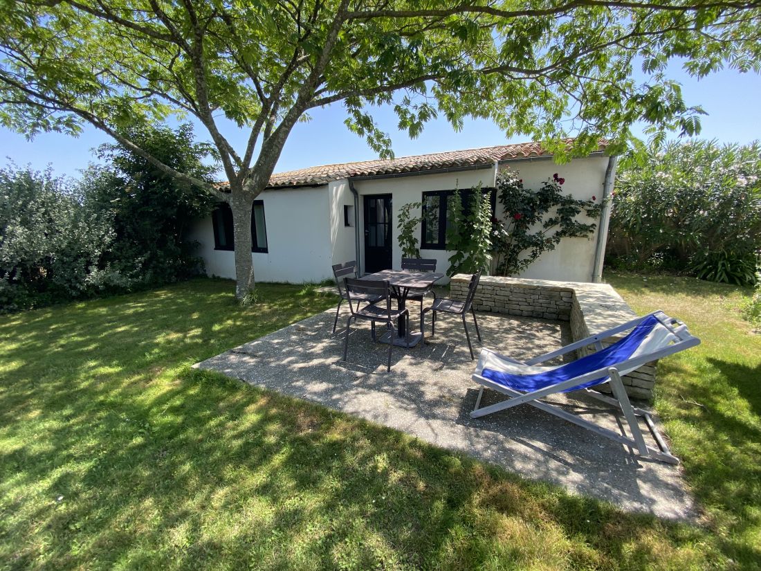 Photo 6: An accomodation located in Ars en Ré on ile de Ré.