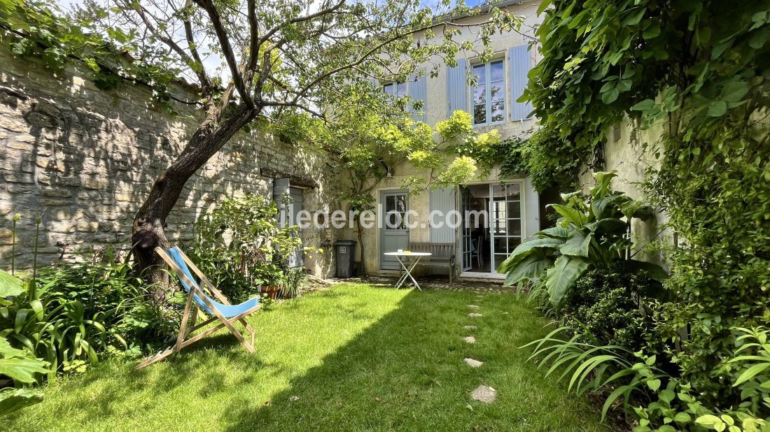 Photo 7: An accomodation located in La Flotte-en-Ré on ile de Ré.