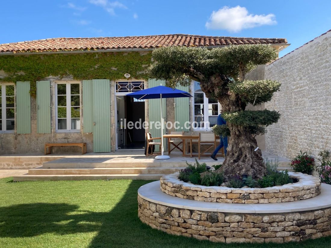 Photo 17: An accomodation located in La Flotte-en-Ré on ile de Ré.
