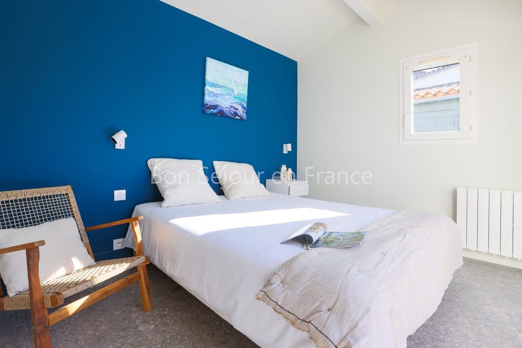Photo 21: An accomodation located in La Flotte-en-R&eacute; on ile de R&eacute;.