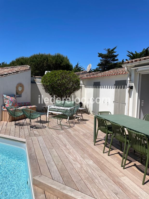 Photo 6: An accomodation located in Le Bois-Plage-en-Ré on ile de Ré.
