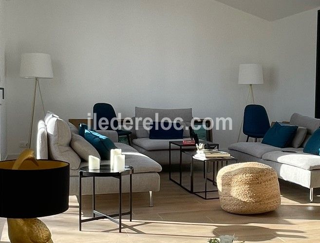Photo 5: An accomodation located in La Couarde-sur-mer on ile de Ré.