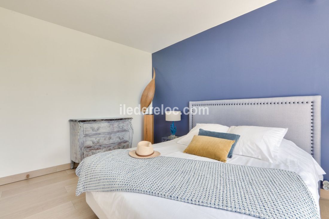 Photo 16: An accomodation located in La Couarde-sur-mer on ile de Ré.