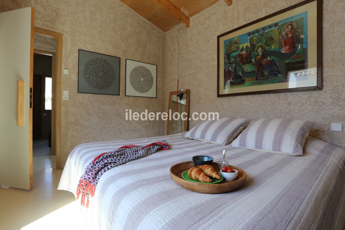 Photo 8: An accomodation located in La Couarde-sur-mer on ile de Ré.