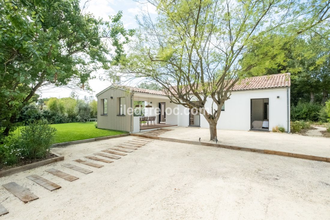 Photo 7: An accomodation located in Les Portes-en-Ré on ile de Ré.